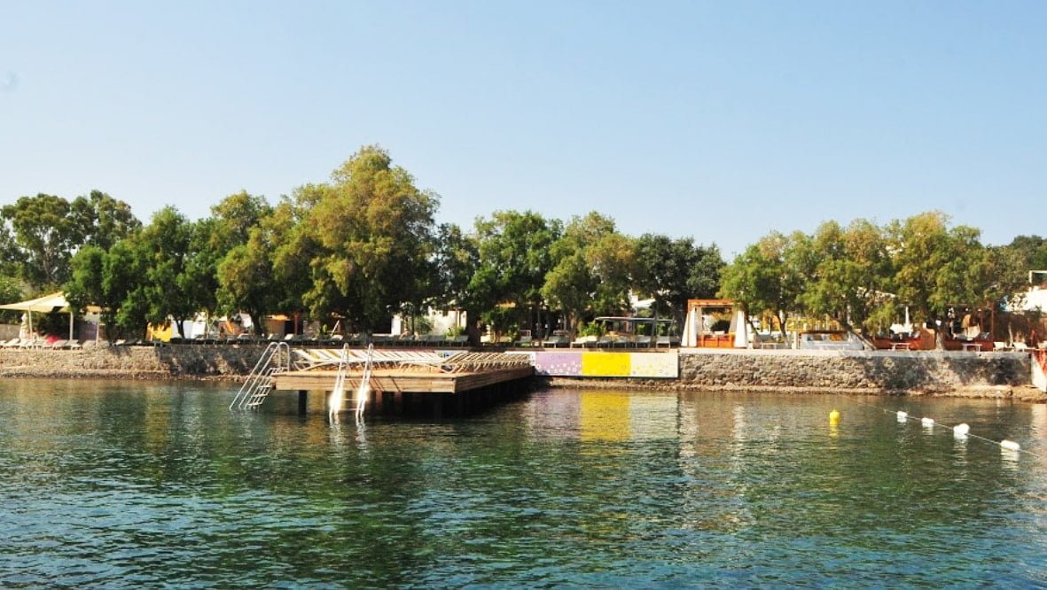 YALIKAVAK GUIDE 13 Magi Beach Bodrum