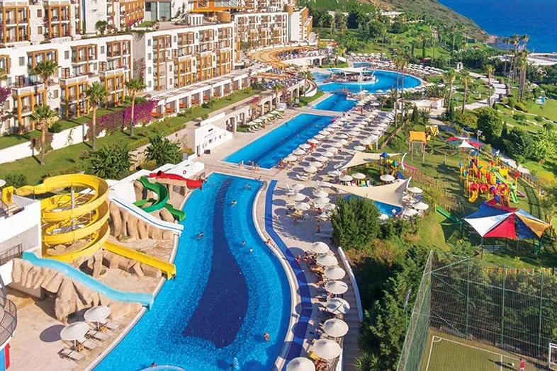 CHILD FRIENDLY HOTELS IN BODRUM 3 Kefeluka Resort