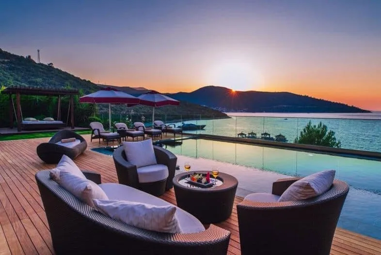 САМЫЕ РОСКОШНЫЕ ОТЕЛИ БОДРУМА Bodrum'un En Lüks Otelleri