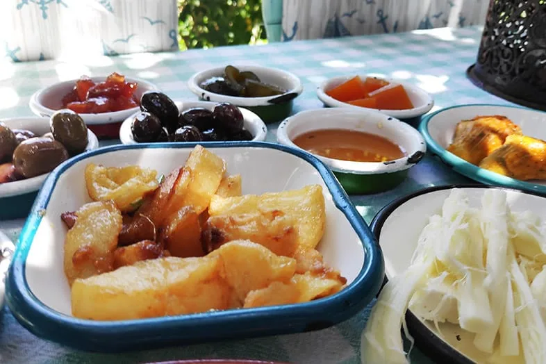 Asmalı Çardak Yalıkavak
