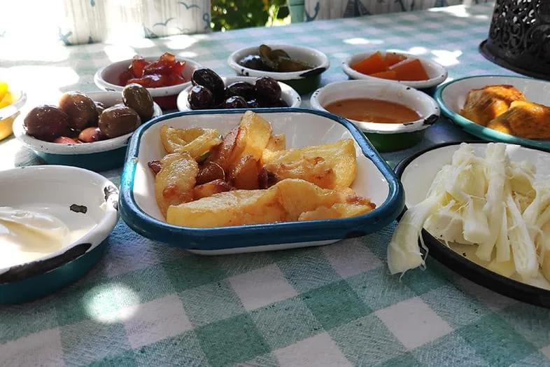 Asmalı Çardak Yalıkavak